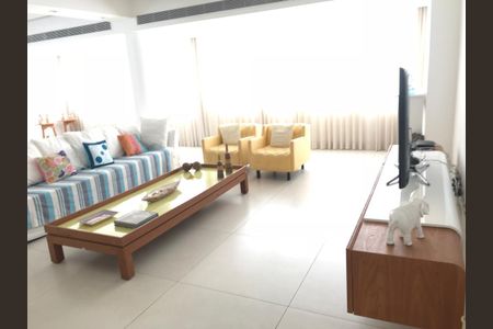 Apartamento à venda com 170m², 3 quartos e 1 vaga