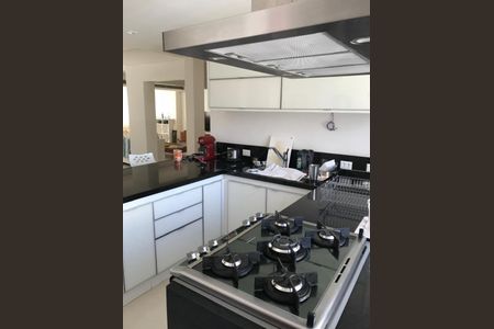 Apartamento à venda com 170m², 3 quartos e 1 vaga