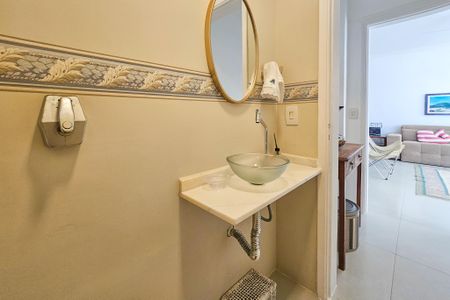 Apartamento para alugar com 150m², 3 quartos e 1 vagaLavabo