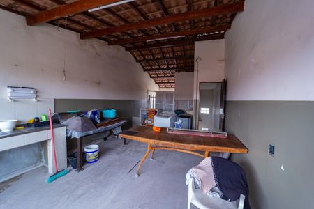 Casa à venda com 180m², 2 quartos e 1 vaga Casa à venda com 180m², 2 quartos e 1 vagaÁrea de Serviço / Terraço