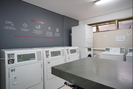 Apartamento para alugar com 69m², 2 quartos e 1 vagaÁrea comum - Lavanderia