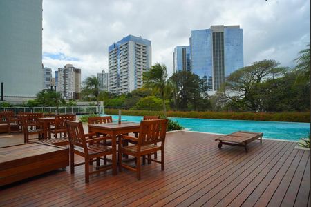 Apartamento para alugar com 69m², 2 quartos e 1 vagaÁrea comum - Piscina