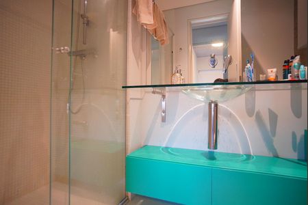 Apartamento para alugar com 69m², 2 quartos e 1 vagaBanheiro Corredor