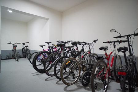 Apartamento para alugar com 69m², 2 quartos e 1 vagaÁrea comum - Bicicletário