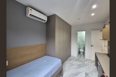 Casa de condomínio à venda com 350m², 3 quartos e 2 vagasSuite 3