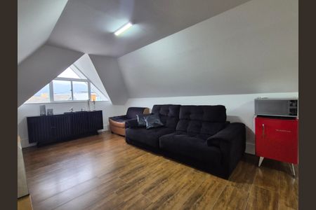 Casa de condomínio à venda com 350m², 3 quartos e 2 vagasSótão