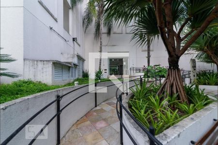 Apartamento à venda com 67m², 2 quartos e 1 vaga Apartamento à venda com 67m², 2 quartos e 1 vagaHall