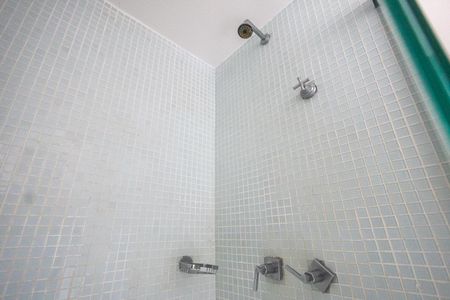 Apartamento à venda com 67m², 2 quartos e 1 vaga Apartamento à venda com 67m², 2 quartos e 1 vagaBanheiro Social