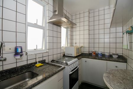 Apartamento à venda com 65m², 2 quartos e 1 vagaCozinha e Área de Serviço