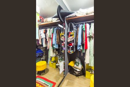 Casa para alugar com 360m², 3 quartos e 2 vagasCloset da Suíte 2