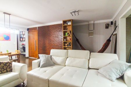 Casa para alugar com 360m², 3 quartos e 2 vagasSala