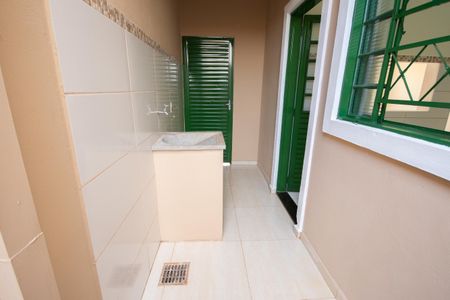 Casa para alugar com 45m², 1 quarto e 1 vagaÁrea de Serviço/Quintal