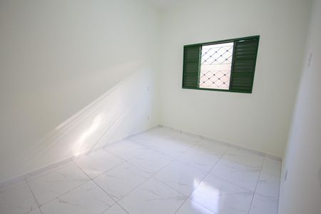 Casa para alugar com 45m², 1 quarto e 1 vagaQuarto