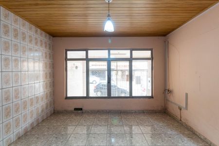 Casa à venda com 92m², 3 quartos e 2 vagasSala