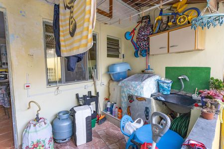 Casa à venda com 350m², 8 quartos e 2 vagasCasa 3 - área de serviço