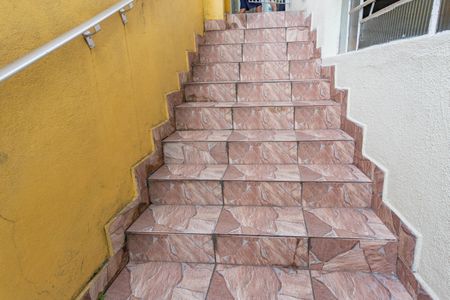 Casa à venda com 350m², 8 quartos e 2 vagasEscada