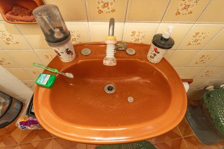 Casa à venda com 350m², 8 quartos e 2 vagasCasa 3 - banheiro