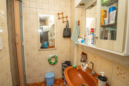 Casa à venda com 350m², 8 quartos e 2 vagasCasa 3 - banheiro