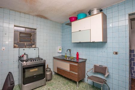 Casa à venda com 350m², 8 quartos e 2 vagasCasa 1 - cozinha