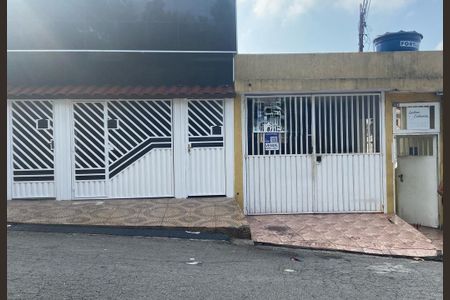 Casa à venda com 350m², 8 quartos e 2 vagasFachada + placa