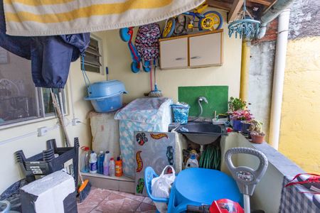 Casa à venda com 350m², 8 quartos e 2 vagasCasa 3 - área de serviço