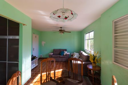 Apartamento à venda com 70m², 2 quartos e 1 vagaSala