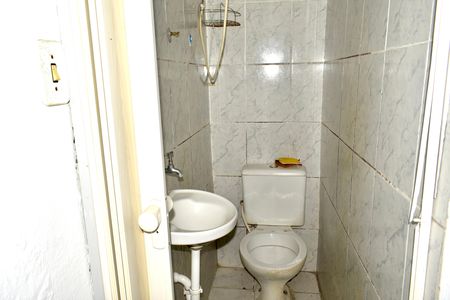 Casa para alugar com 37m², 1 quarto e sem vaga Casa para alugar com 37m², 1 quarto e sem vagaBanheiro
