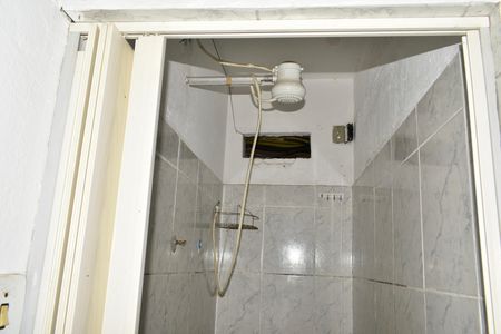 Casa para alugar com 37m², 1 quarto e sem vaga Casa para alugar com 37m², 1 quarto e sem vagaBanheiro