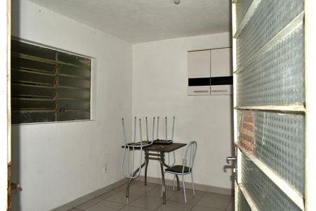 Casa para alugar com 37m², 1 quarto e sem vaga Casa para alugar com 37m², 1 quarto e sem vagaSala/Cozinha