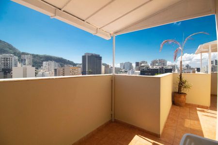 Apartamento à venda com 135m², 2 quartos e sem vagaÁrea de serviço