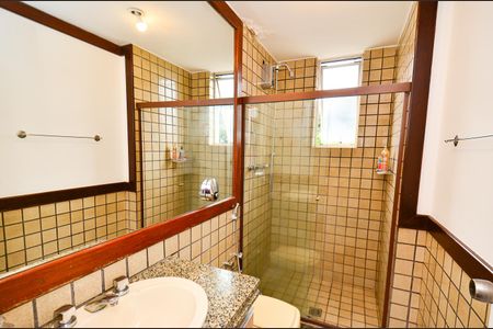 Apartamento para alugar com 198m², 3 quartos e 1 vagaBanheiro 2
