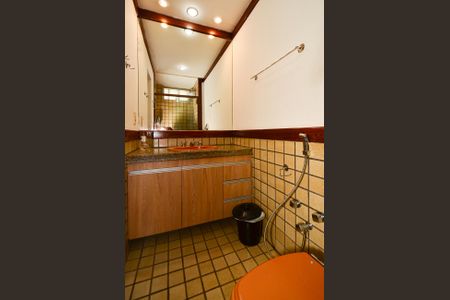 Apartamento para alugar com 198m², 3 quartos e 1 vagaBanheiro