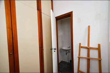 Apartamento para alugar com 198m², 3 quartos e 1 vagaQuarto de Serviço