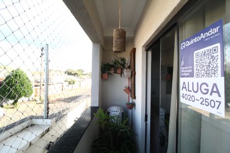 Apartamento para alugar com 52m², 2 quartos e 1 vagaPlaquinha