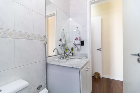 Apartamento à venda com 65m², 2 quartos e 1 vaga Apartamento à venda com 65m², 2 quartos e 1 vagaBanheiro da Suíte