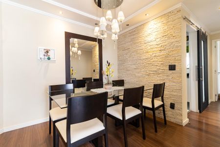 Apartamento à venda com 65m², 2 quartos e 1 vaga Apartamento à venda com 65m², 2 quartos e 1 vagaSala