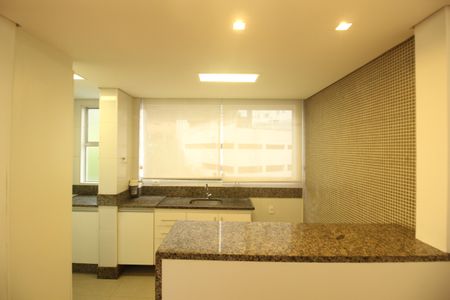 Apartamento à venda com 98m², 3 quartos e 3 vagasCozinha