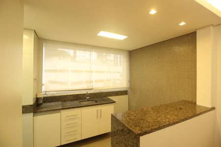 Apartamento à venda com 98m², 3 quartos e 3 vagasCozinha