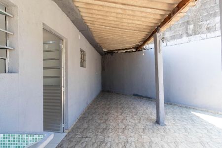 Casa para alugar com 25m², 1 quarto e sem vagaÁrea de Serviço