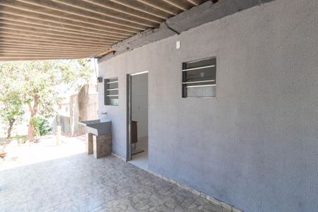 Casa para alugar com 25m², 1 quarto e sem vagaÁrea de Serviço