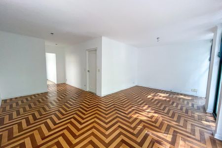 Apartamento à venda com 160m², 3 quartos e 2 vagas Apartamento à venda com 160m², 3 quartos e 2 vagasSala