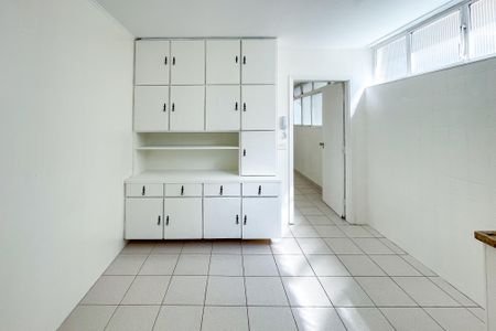 Apartamento à venda com 160m², 3 quartos e 2 vagas Apartamento à venda com 160m², 3 quartos e 2 vagasCozinha