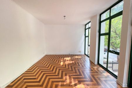 Apartamento à venda com 160m², 3 quartos e 2 vagas Apartamento à venda com 160m², 3 quartos e 2 vagasSala