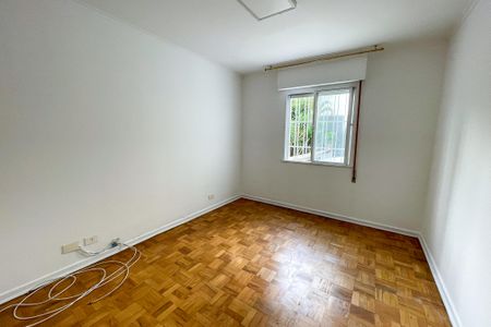 Apartamento à venda com 160m², 3 quartos e 2 vagas Apartamento à venda com 160m², 3 quartos e 2 vagasQuarto 2