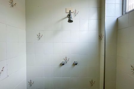 Apartamento à venda com 160m², 3 quartos e 2 vagas Apartamento à venda com 160m², 3 quartos e 2 vagasBanheiro da Suíte