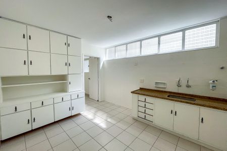 Apartamento à venda com 160m², 3 quartos e 2 vagas Apartamento à venda com 160m², 3 quartos e 2 vagasCozinha