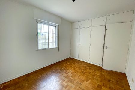 Apartamento à venda com 160m², 3 quartos e 2 vagas Apartamento à venda com 160m², 3 quartos e 2 vagasSuíte