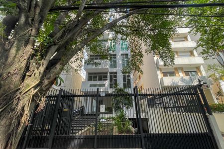 Apartamento à venda com 160m², 3 quartos e 2 vagas Apartamento à venda com 160m², 3 quartos e 2 vagasFachada