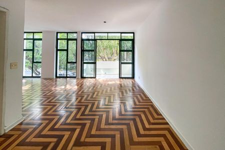 Apartamento à venda com 160m², 3 quartos e 2 vagas Apartamento à venda com 160m², 3 quartos e 2 vagasSala