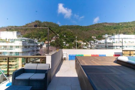 Apartamento à venda com 249m², 4 quartos e 3 vagasCobertura